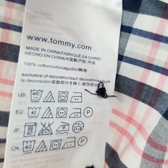 Tommy Hilfiger button down short sleeve - Picture 5 of 6